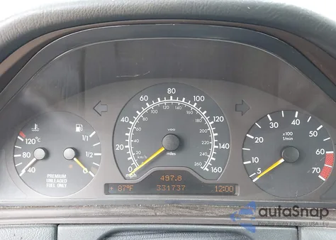 1998 Mercedes-Benz E 320 из США, поврежденный, VIN WDBJF65F9WA644567